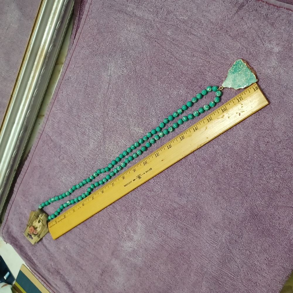 Ladies 18" Turquoise necklace